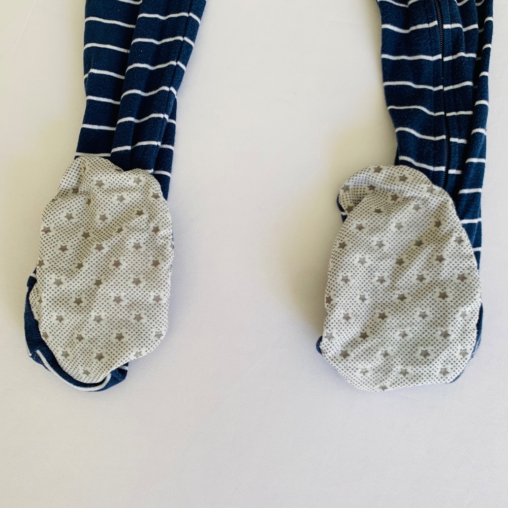 Members Mark Boys 5T Navy Blue Striped Dinosaur Skateboard Footed Sleeper PJs - Picture 5 of 9
